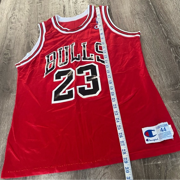Michael Jordan True Vintage 90s Chicago Bulls Champion Jersey - Picture 8 of 13